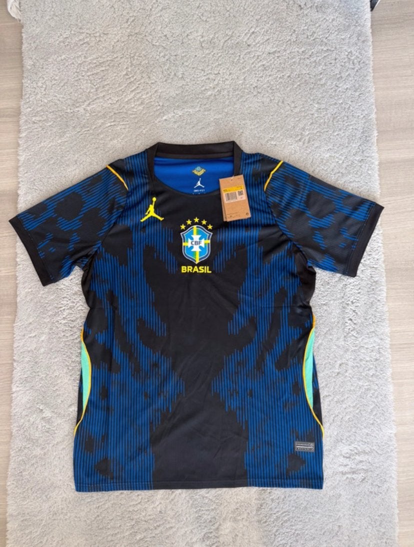 Maillot Brésil Taille M | Neuf avec Étiquette, Sports & Fitness, Football, Taille M, Enlèvement ou Envoi, Comme neuf, Maillot