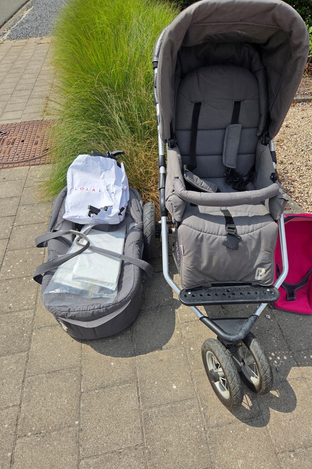 Wandelwagen pericles met draagmand en adapters maxi cosy, Ophalen, Luchtbanden