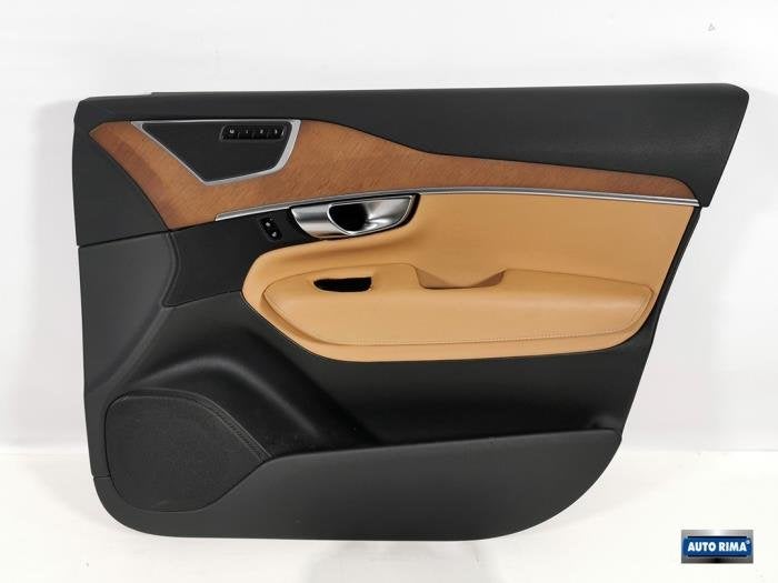 Portierbekleding 4Deurs rechts-voor van een Volvo XC90, Gebruikt, -, -, Ophalen of Verzenden