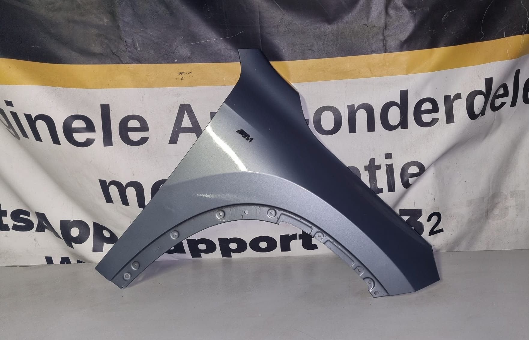 SCHERM SPATBORD BMW X1 U11 RECHTS ORIGINEEL ZIJSCHERM, Auto-onderdelen, Gebruikt, -, -, Ophalen of Verzenden