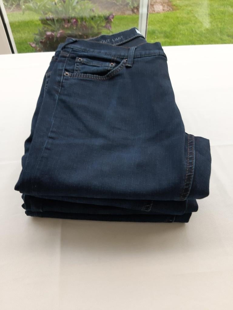 Pantalon en jean BRAX 40, Vêtements | Femmes, Brax, Comme neuf, Enlèvement, W30 - W32 (confection 38/40)