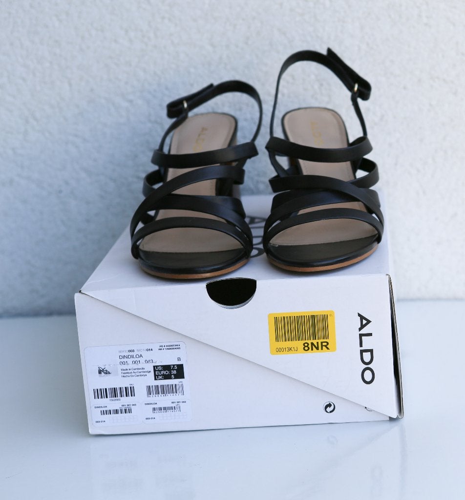 Très jolies sandales noires 38 "neuves", Enlèvement ou Envoi, Comme neuf, Aldo, Noir