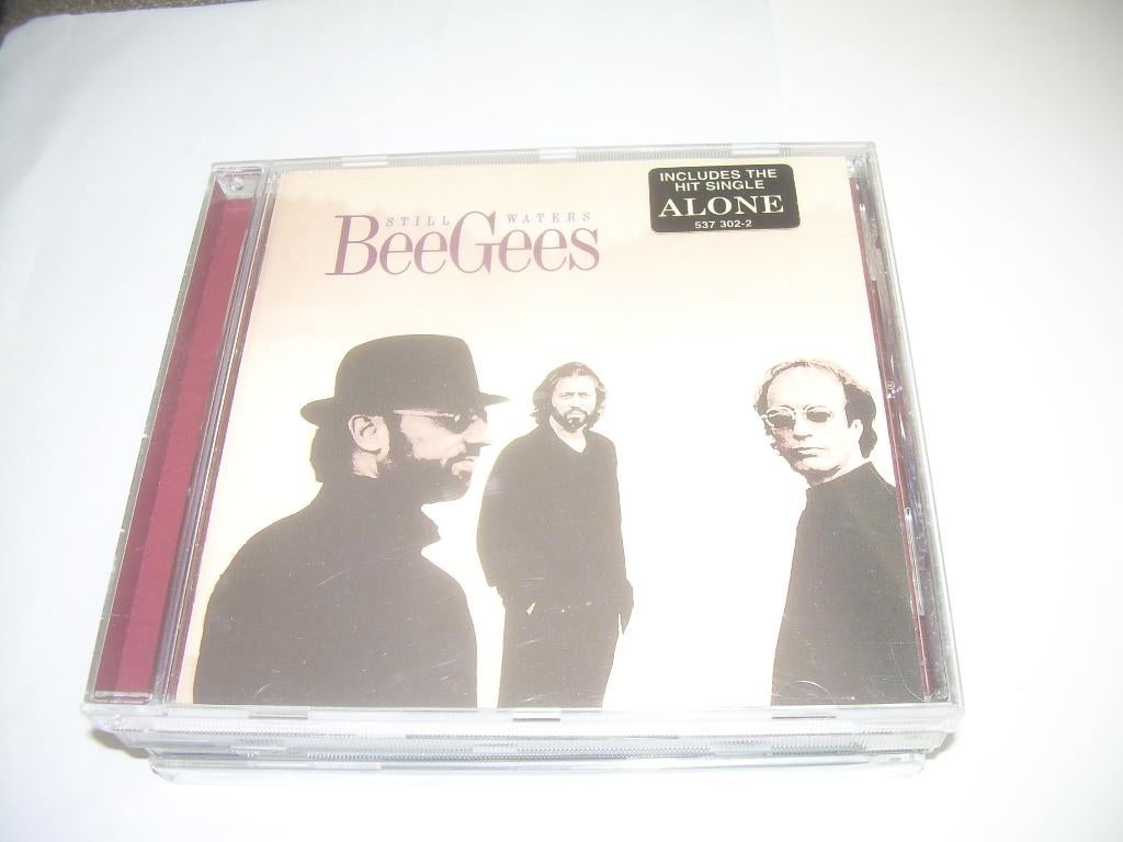 CD - BEE GEES - STILL WATERS, Cd's en Dvd's, Ophalen of Verzenden, 1990 - 1999, Zo goed als nieuw
