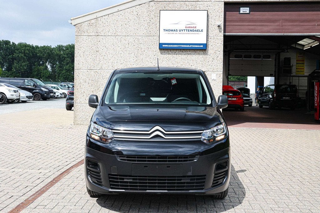 Citroën Berlingo 3-ZITPLAATSEN*APPLE-CARPLAY*PARKEERSENSORE, Auto's, Voorwielaandrijving, 75 kW, Stof, Gebruikt