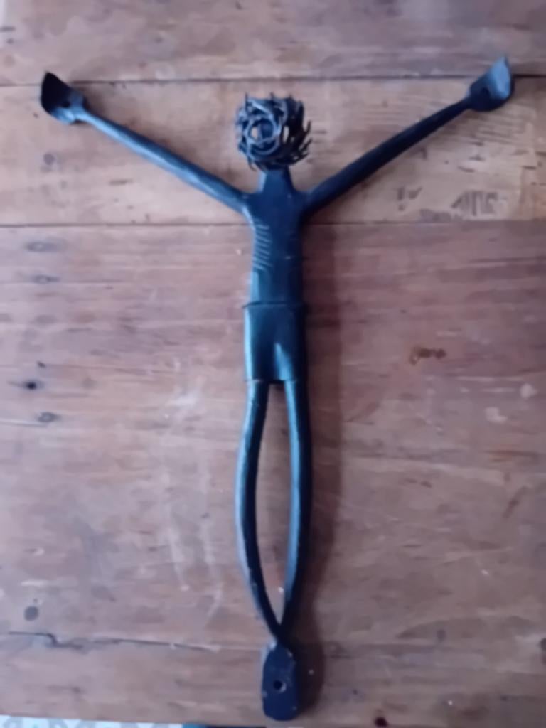 Gesmeden kunstwerk, Ophalen