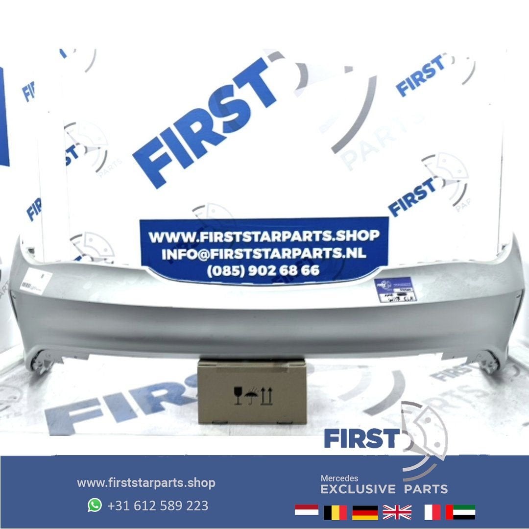 W117 CLA AMG ACHTERBUMPER MAT ZILVER GRIJS Mercedes C117 X11