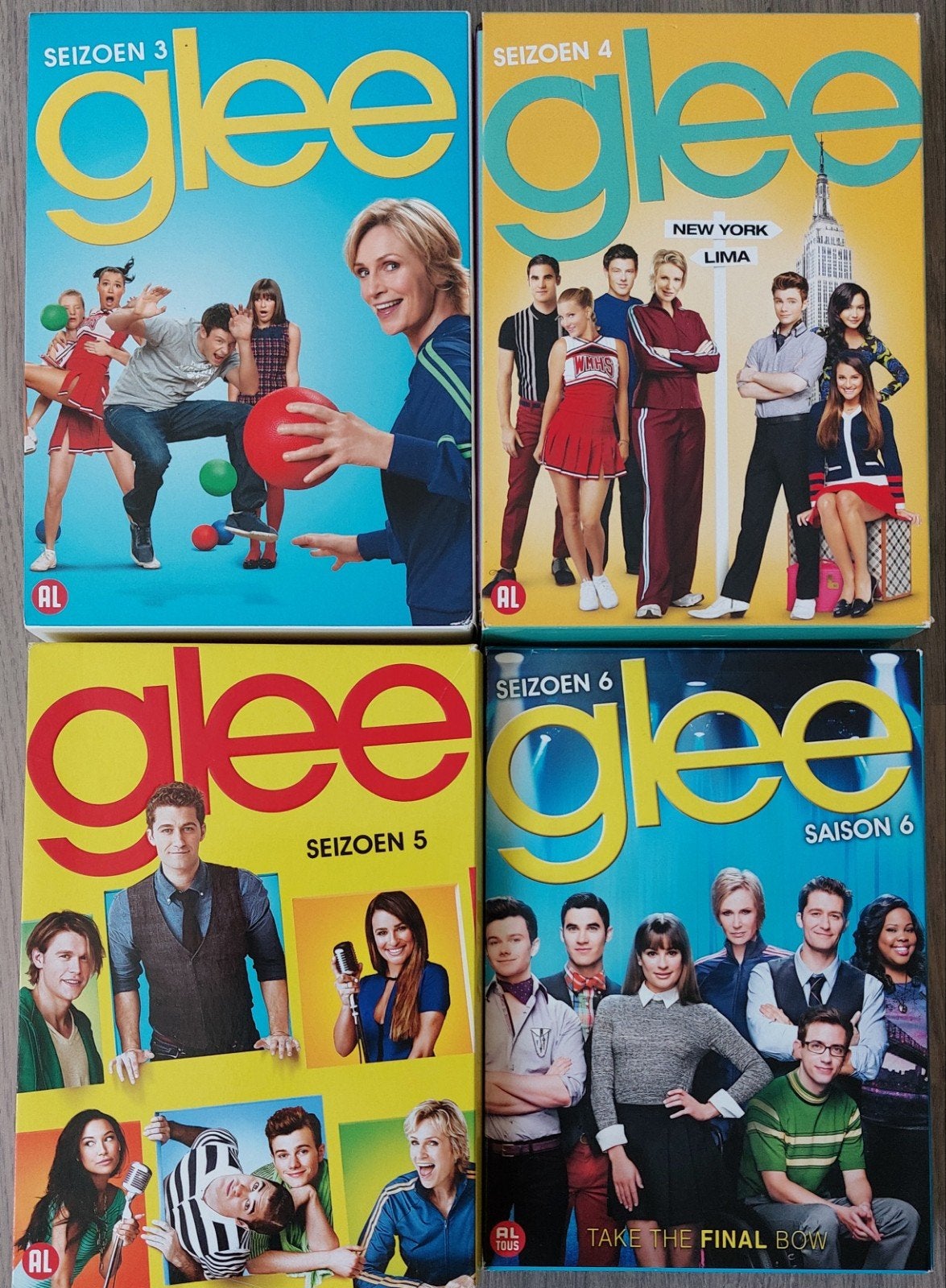 Glee (tv serie) - 3 euro/seizoen - 4 voor 10 euro, Cd's en Dvd's, Dvd's | Tv en Series, Ophalen