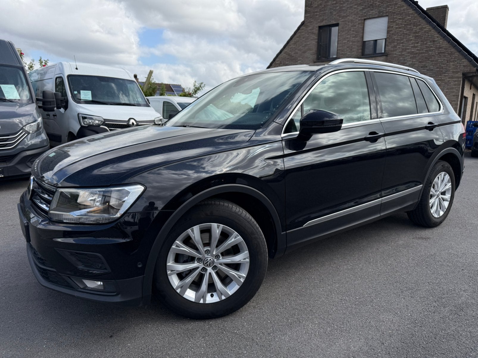 Tiguan Tiguan 1.4 TSI/CAMÉRA/PANO/CARPLAY/PREMIÈRE VILLE, Autos, Volkswagen, Achat, Entreprise, Boîte manuelle, Noir