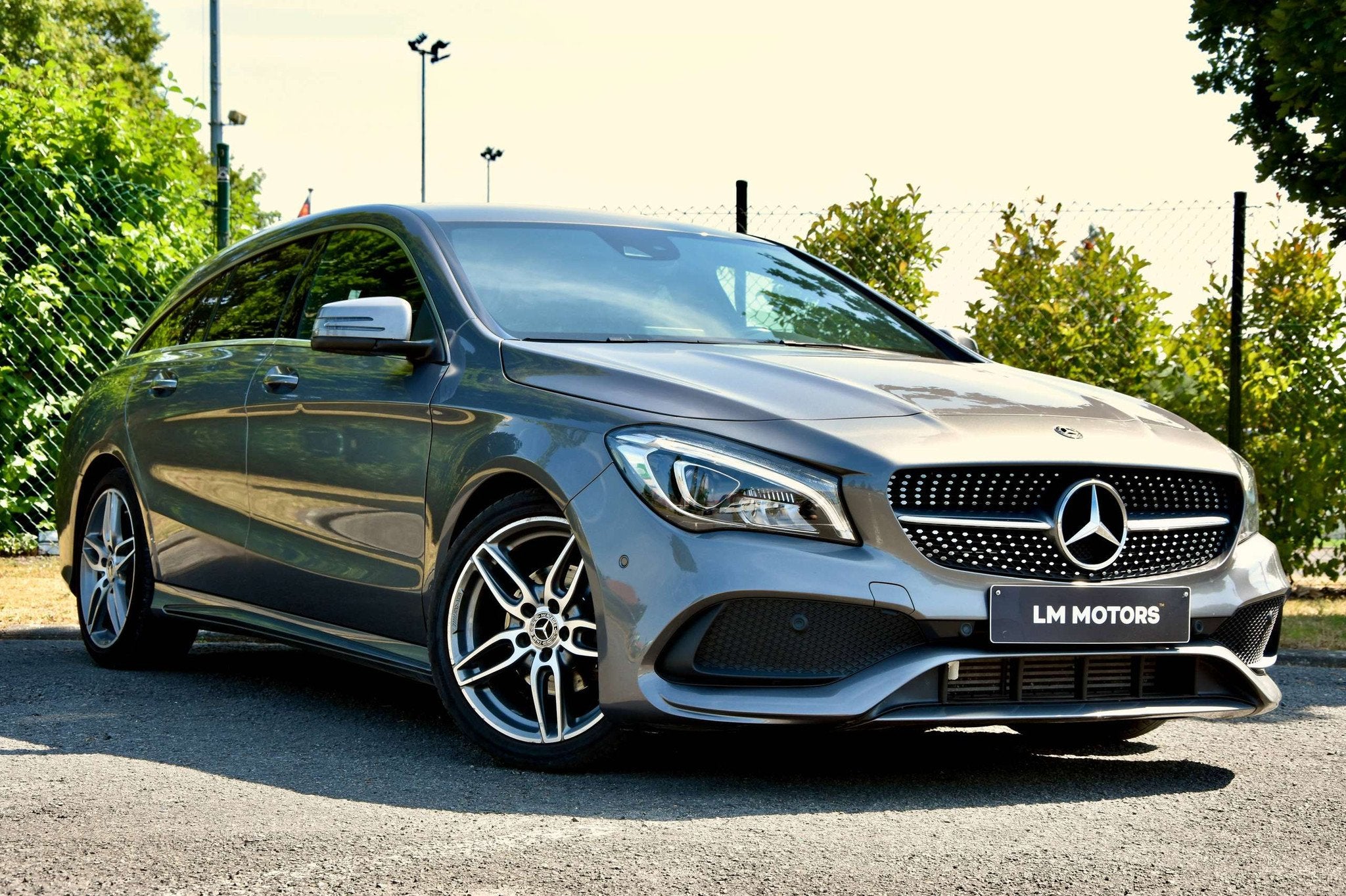 Mercedes-Benz CLA-Klasse 180 * AMG PACK * AUTOMAAT * SHOOTIN, CLA, 122 pk, 4 cilinders, Alcantara