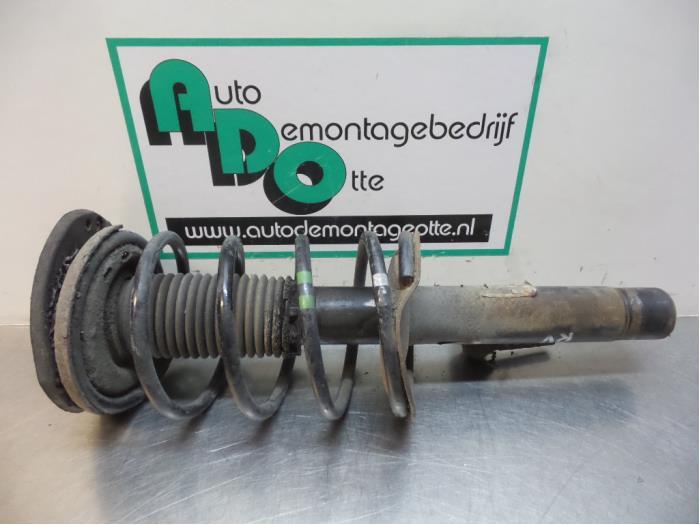 Schokdemperpoot rechts-voor van een Peugeot 206 (206 98-), Gebruikt, -, -, Ophalen of Verzenden