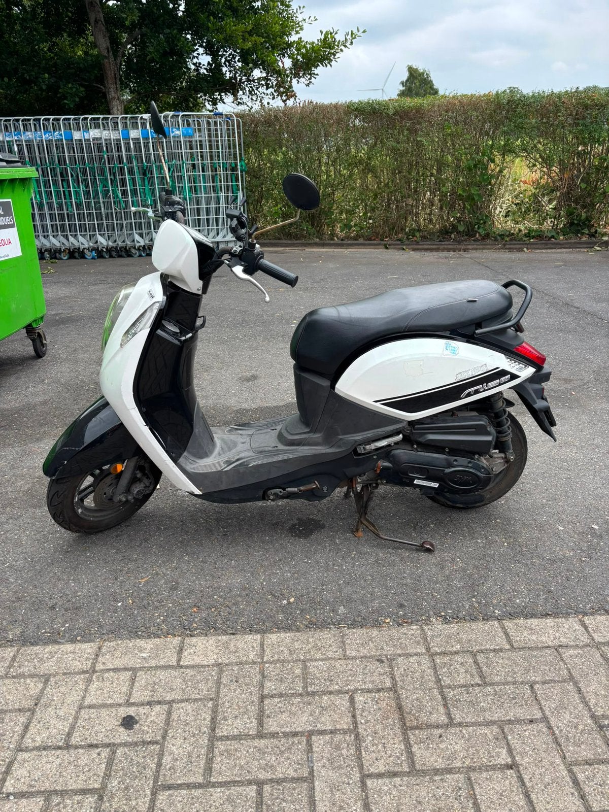 Sym mio 50cc 3500km A klasse, Fietsen en Brommers, Ophalen, SYM, Zo goed als nieuw, Benzine