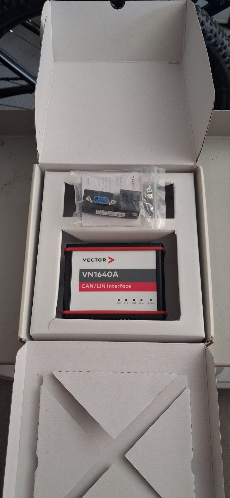 Vector VN1640A CAN/LIN Interface, Enlèvement ou Envoi