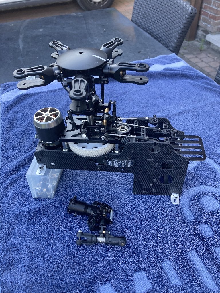 roban 800 size mechaniek, Hobby en Vrije tijd, Ophalen of Verzenden, Gebruikt, Elektro, Helikopter