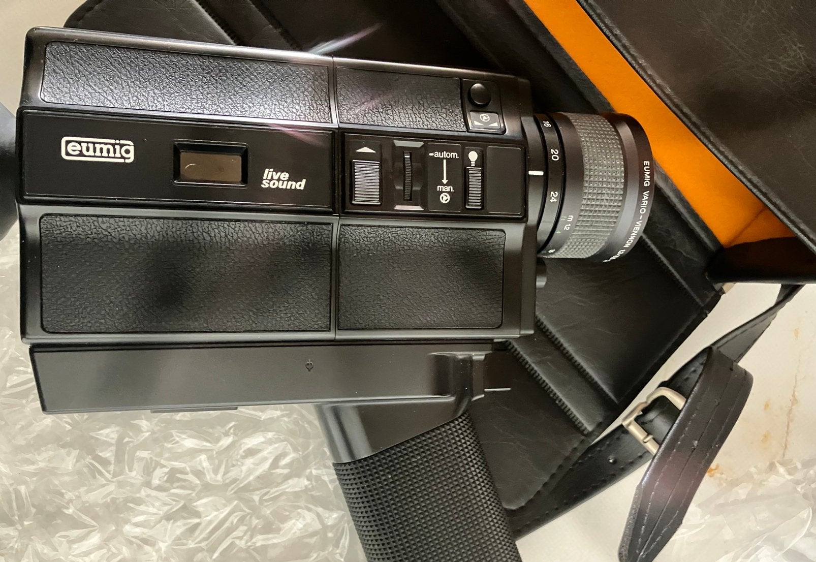 Eumig small video camera,met alle toebehoren,mooi !, Audio, Tv en Foto, Foto | Doka Apparatuur, Ophalen of Verzenden, Zo goed als nieuw