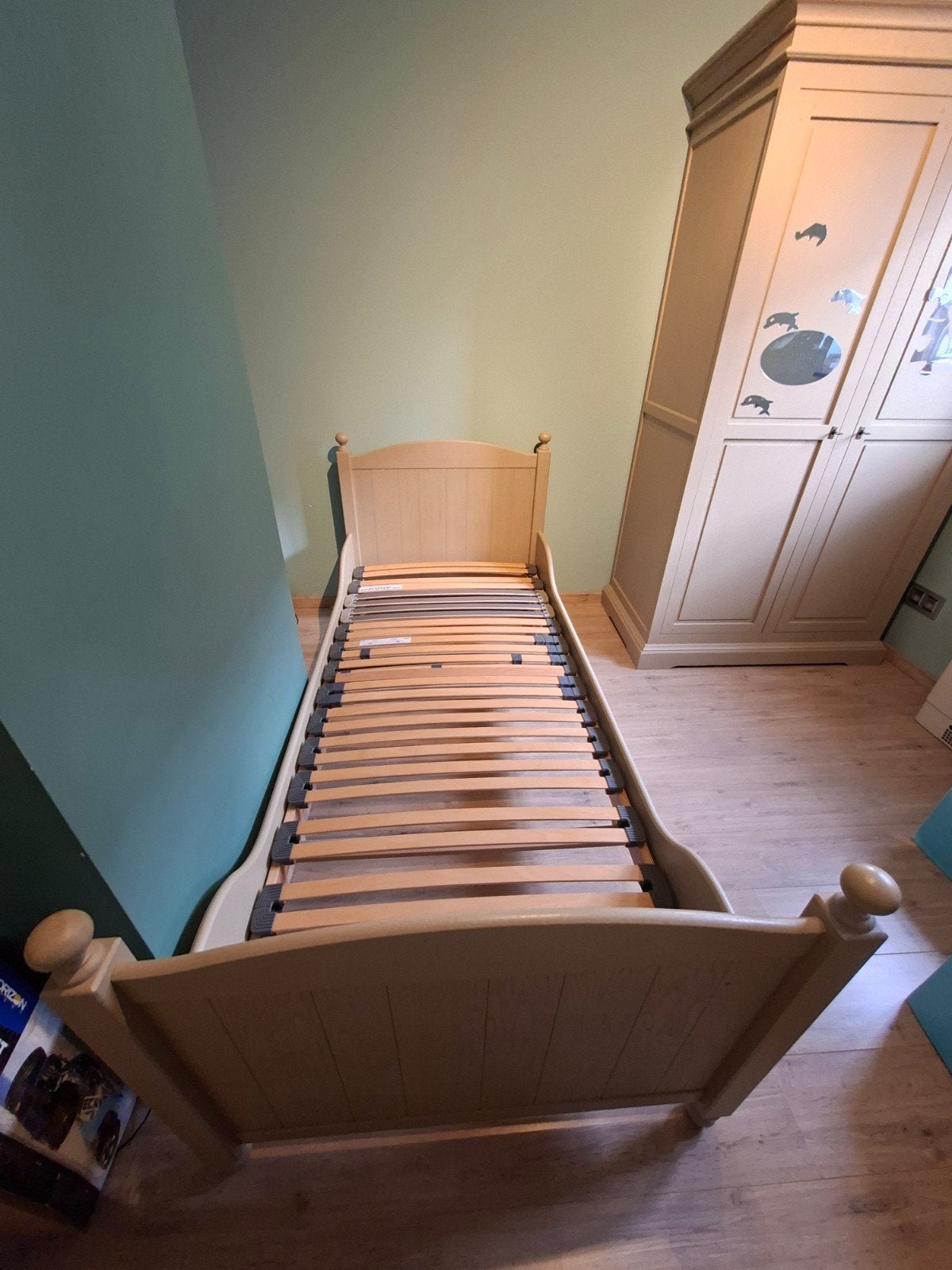 Tienerkamer te koop, Ophalen