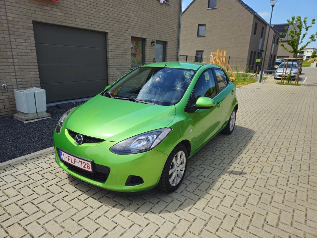 Mazda 2 -  2008 - Essence - 1300cc -55Kw - CARPASS >> OK, Voorwielaandrijving, Stof, Zwart, 4 cilinders