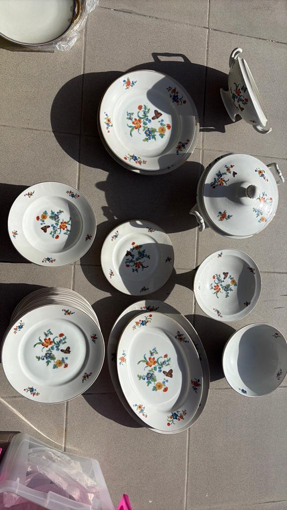 Service en porcelaine Langenthal Suisse, Antiek en Kunst, Antiek | Servies compleet, Ophalen
