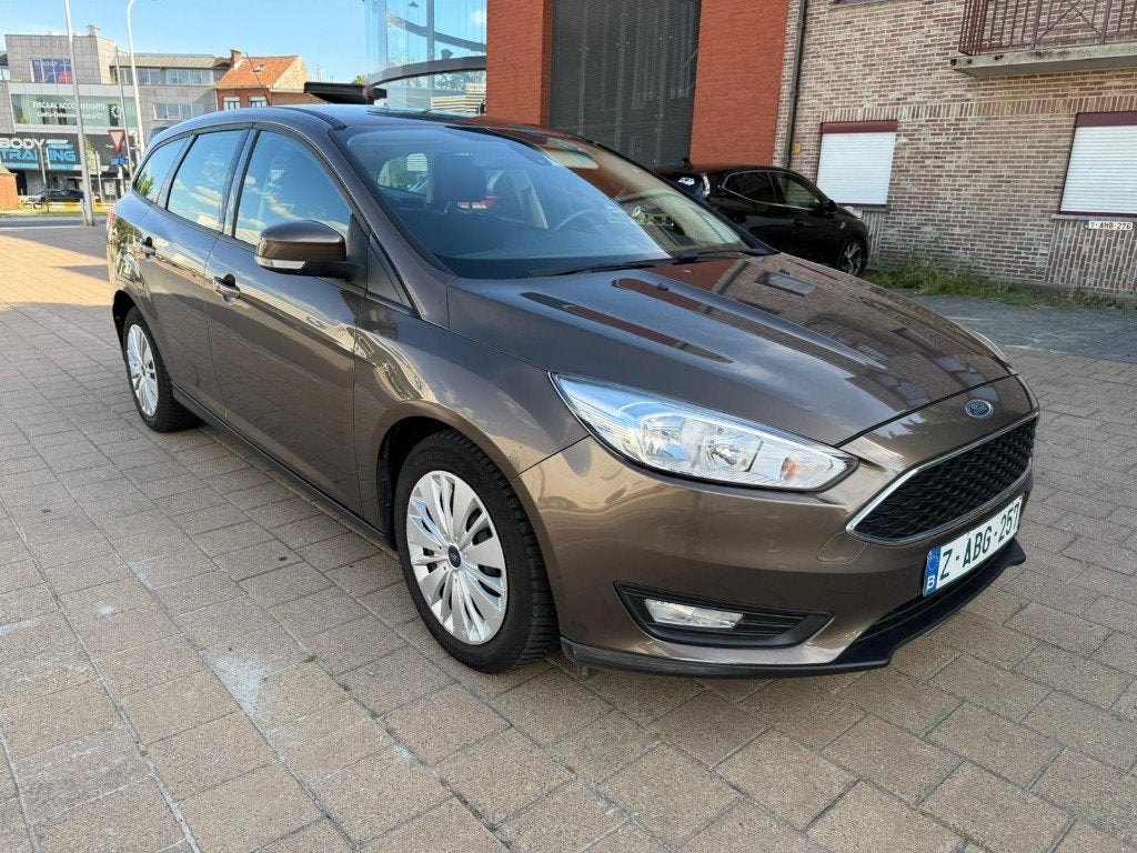 Ford Focus 1.0 EcoBoost Trend, Auto's, Euro 6, Bruin, 3 cilinders, 74 kW