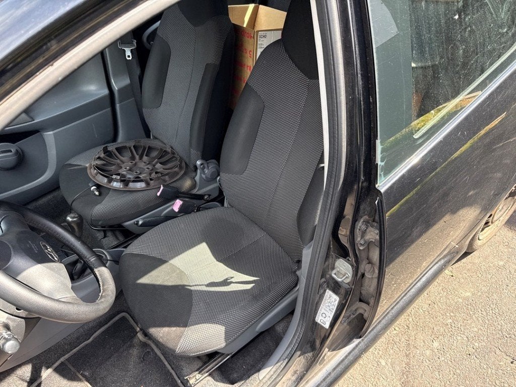 SIEGE AVANT GAUCHE ( CONDUCTEUR ) Toyota Aygo (B10), Autos : Pièces & Accessoires, Habitacle & Garnissage, Toyota, Utilisé