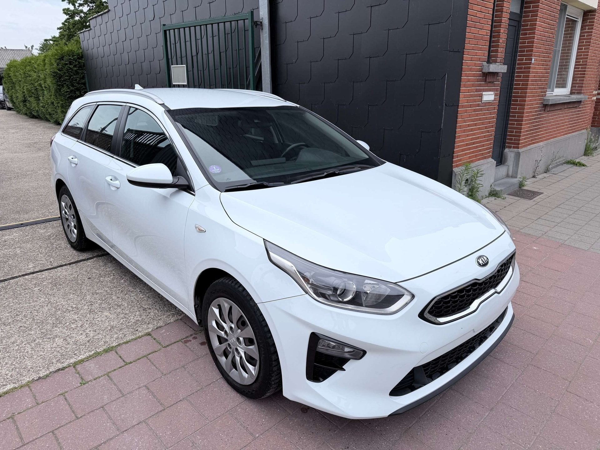 Kia Ceed SW / cee'd SW EDTION GT LINE | AIRCO | NAVI | PARKE, Auto's, https://public.car-pass.be/vhr/f85bf44f-9572-4e6c-9cf9-2bad3610eb2c