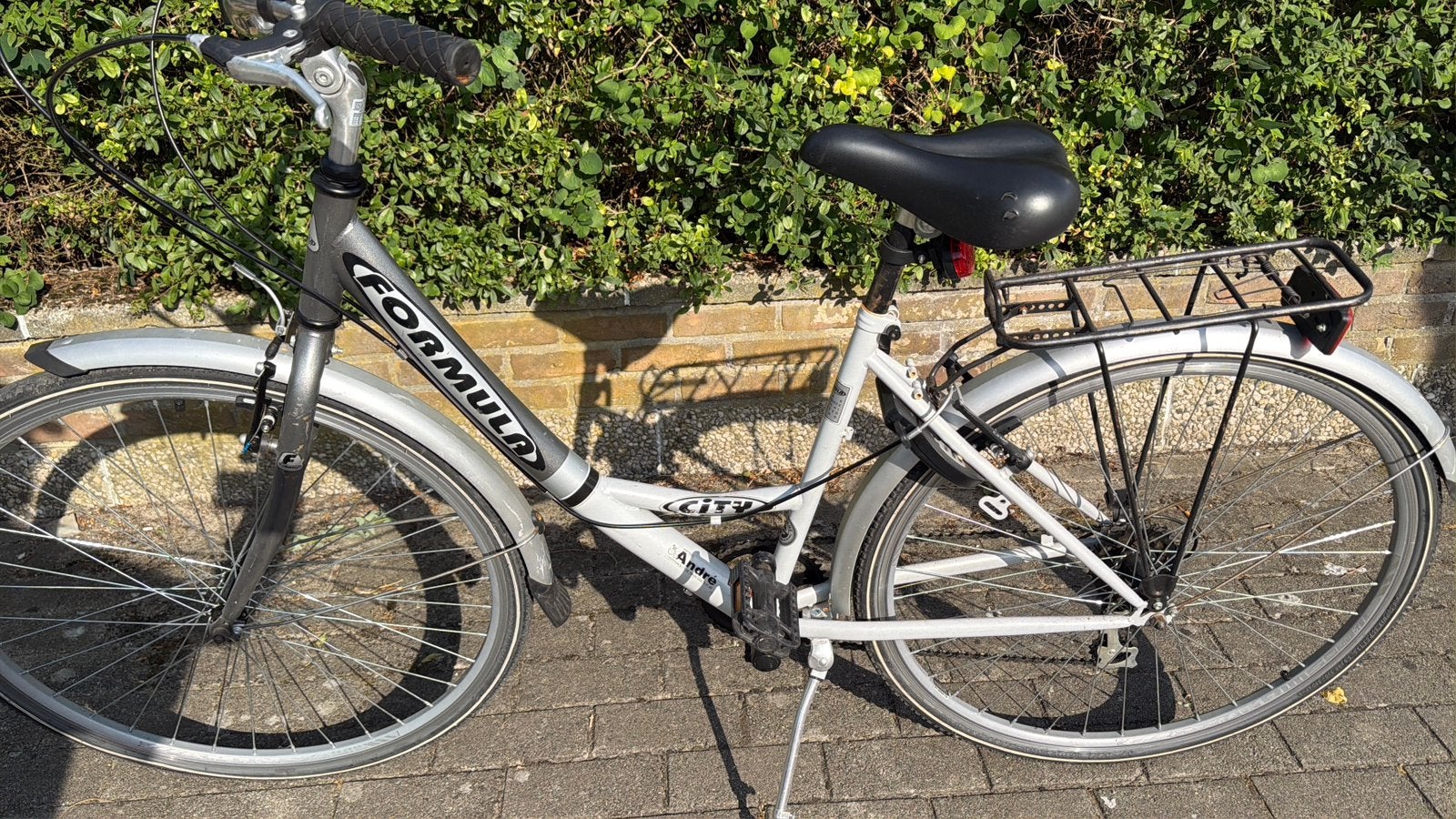 Stadsfiets met Formule 7-snelheid, opnieuw bekeken als nieuw, Fietsen en Brommers, Ophalen, Zo goed als nieuw, Versnellingen