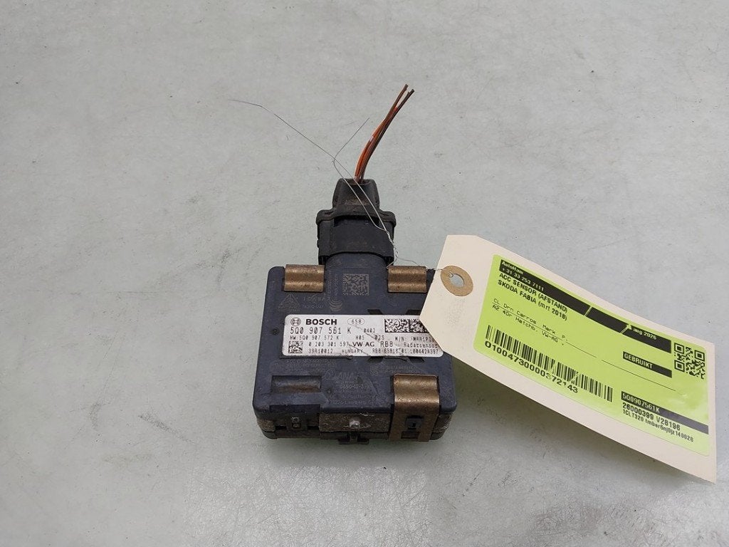 RADAR ANTI COLLISION Skoda Fabia III (NJ3) (01-2014/06-2021), Utilisé, Info@skoda-auto.de, Skoda, Max-Planck-Straße  3-5
64331  Weiterstadt, DE