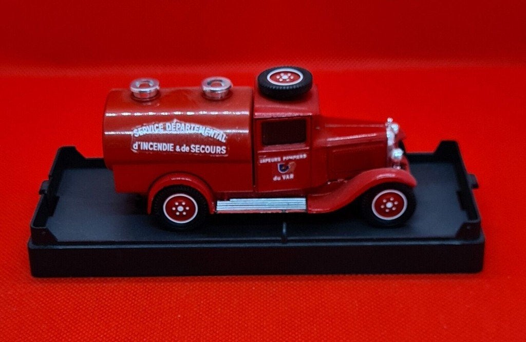 1:43 Solido 7151-2 Citroen Citerne 1930 Pompiers brandweer, Enlèvement ou Envoi, Comme neuf, Voiture, Solido