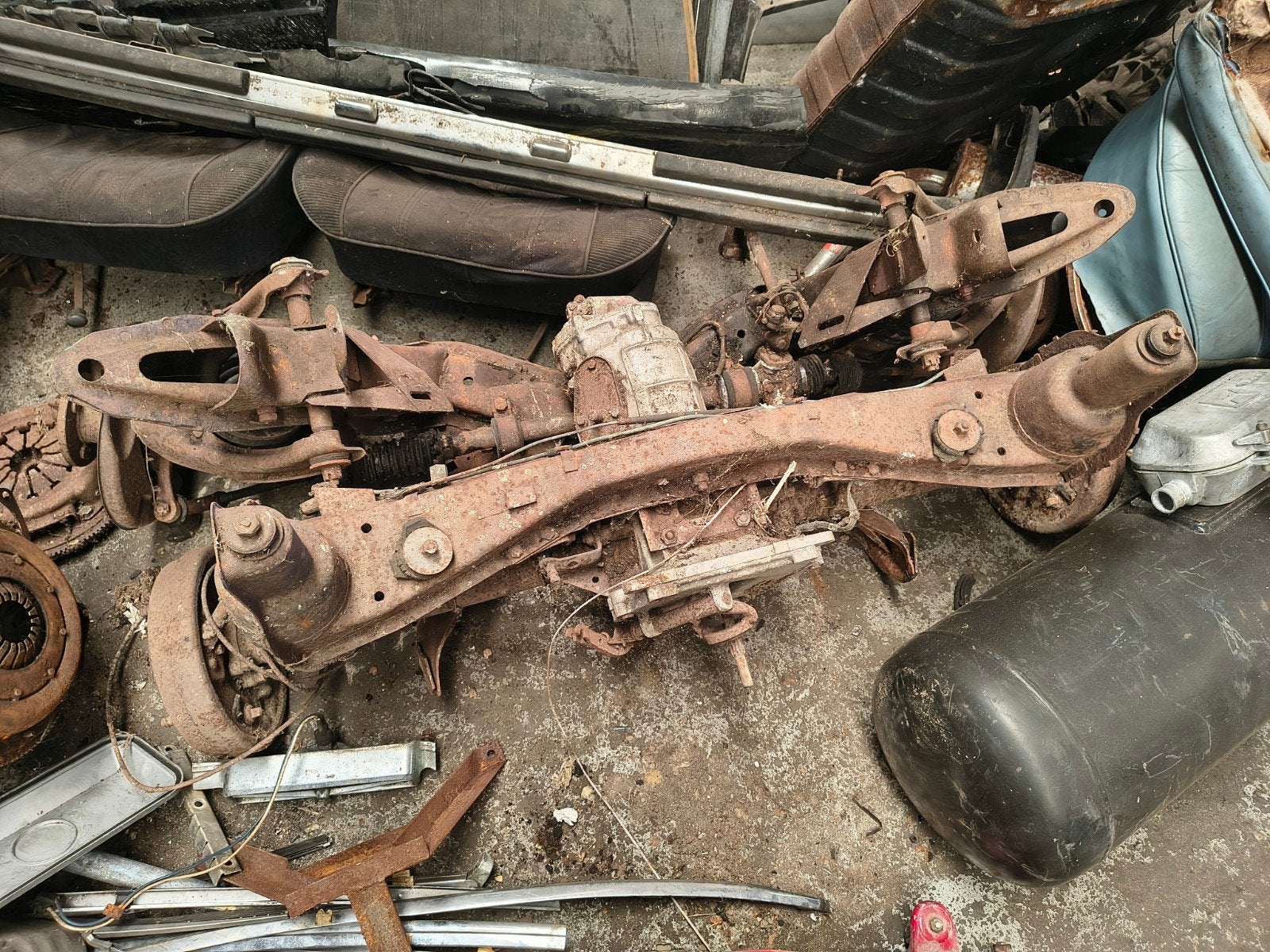 Boîte de vitesses et essieu arrière Renault Dauphine, Enlèvement ou Envoi, Renault, ., Utilisé