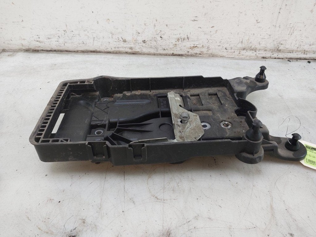 BAC A BATTERIE Volkswagen Polo VI (AW1) (|2Q0915331|), Volkswagen, Volkswagen AG, Utilisé, Kundenbetreuung@volkswagen.de