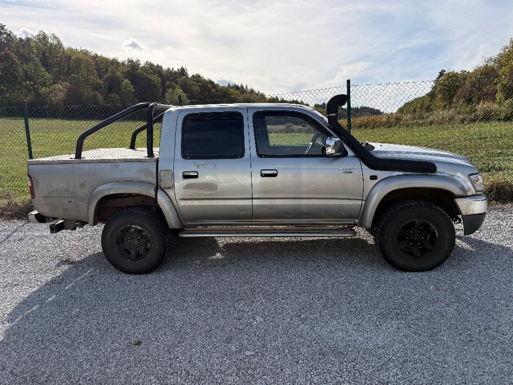 Toyota Hilux 2.5 Turbo 102ch, Autos, Essai à domicile, Achat, Entreprise, Radio