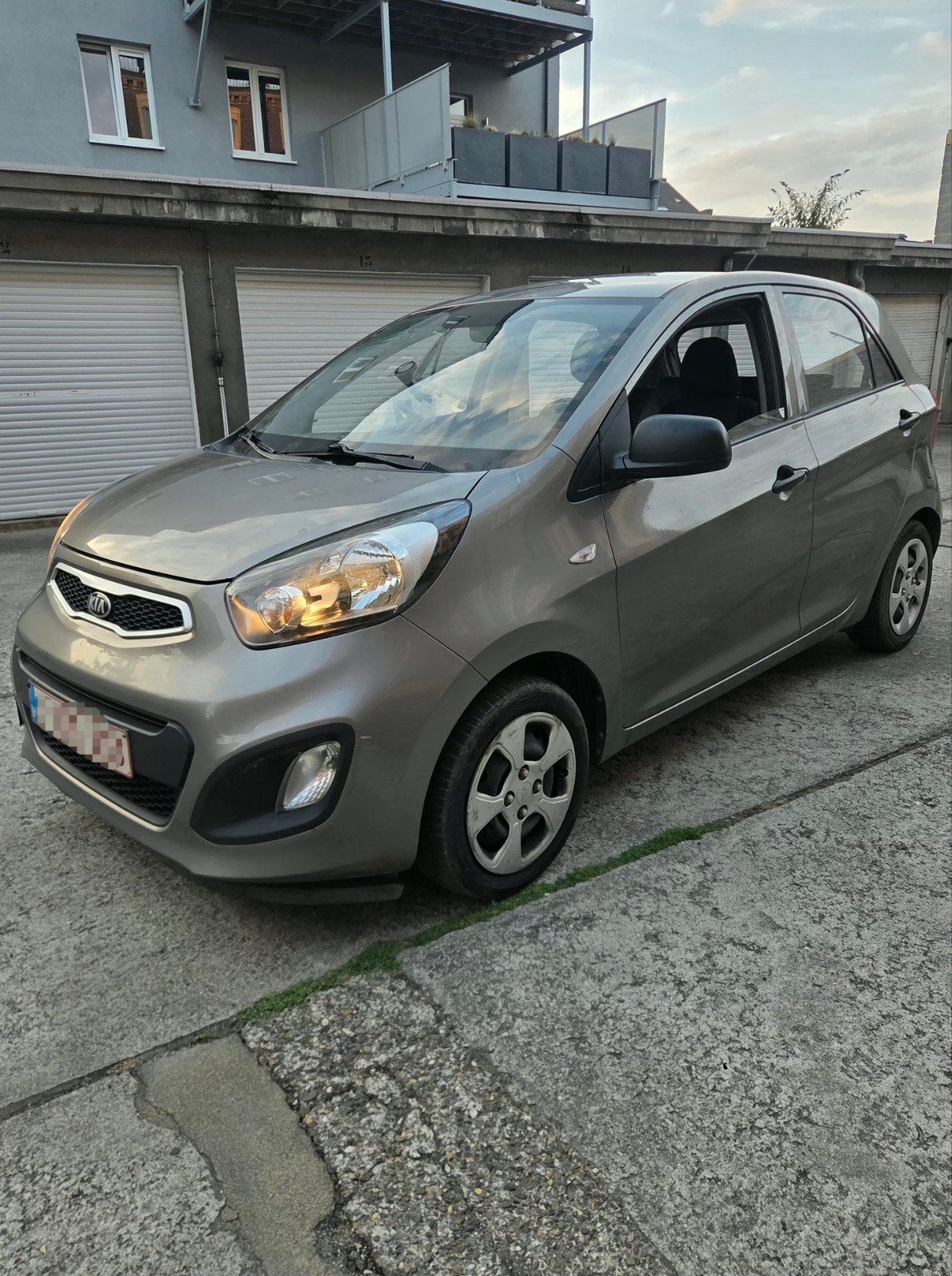 kia picanto 90 mille kilometre  reel, Autos, Kia, Euro 5, Achat, Airbags, Boîte manuelle
