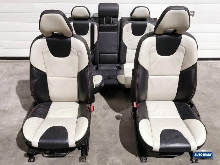 Bekleding Set (compleet) van een Volvo V40, Gebruikt, -, -, Ophalen of Verzenden