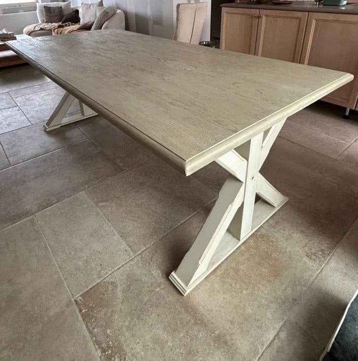 Landelijke eettafel in een natuurlijke houtstructuur, Ophalen, 200 cm of meer, 50 tot 100 cm, Vijf personen of meer