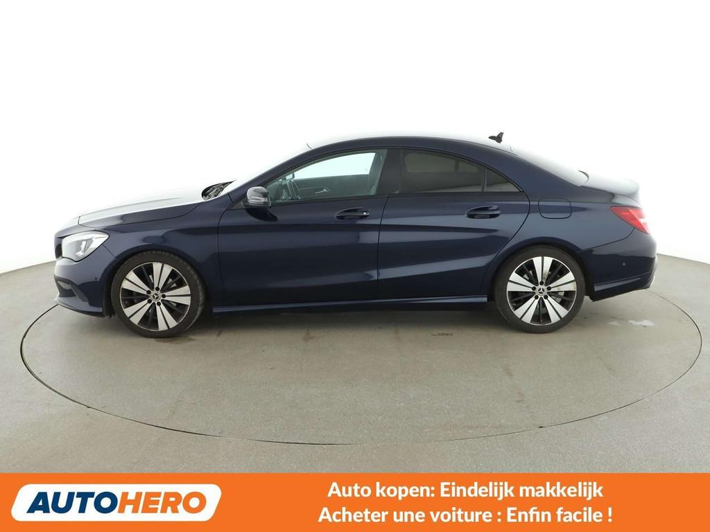 Mercedes-Benz CLA-Klasse 200 CLA 200 Urban (bj 2017), Auto's, Gebruikt, Zwart, Blauw, 124 g/km