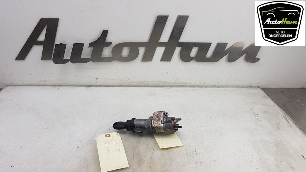 NEIMAN / COMMUTATEUR D ALLUMAGE + CLEF Polo IV (9N1 / 2/3), Dhr. J. Ham, Volkswagen, Administratie@autoham.nl, Utilisé