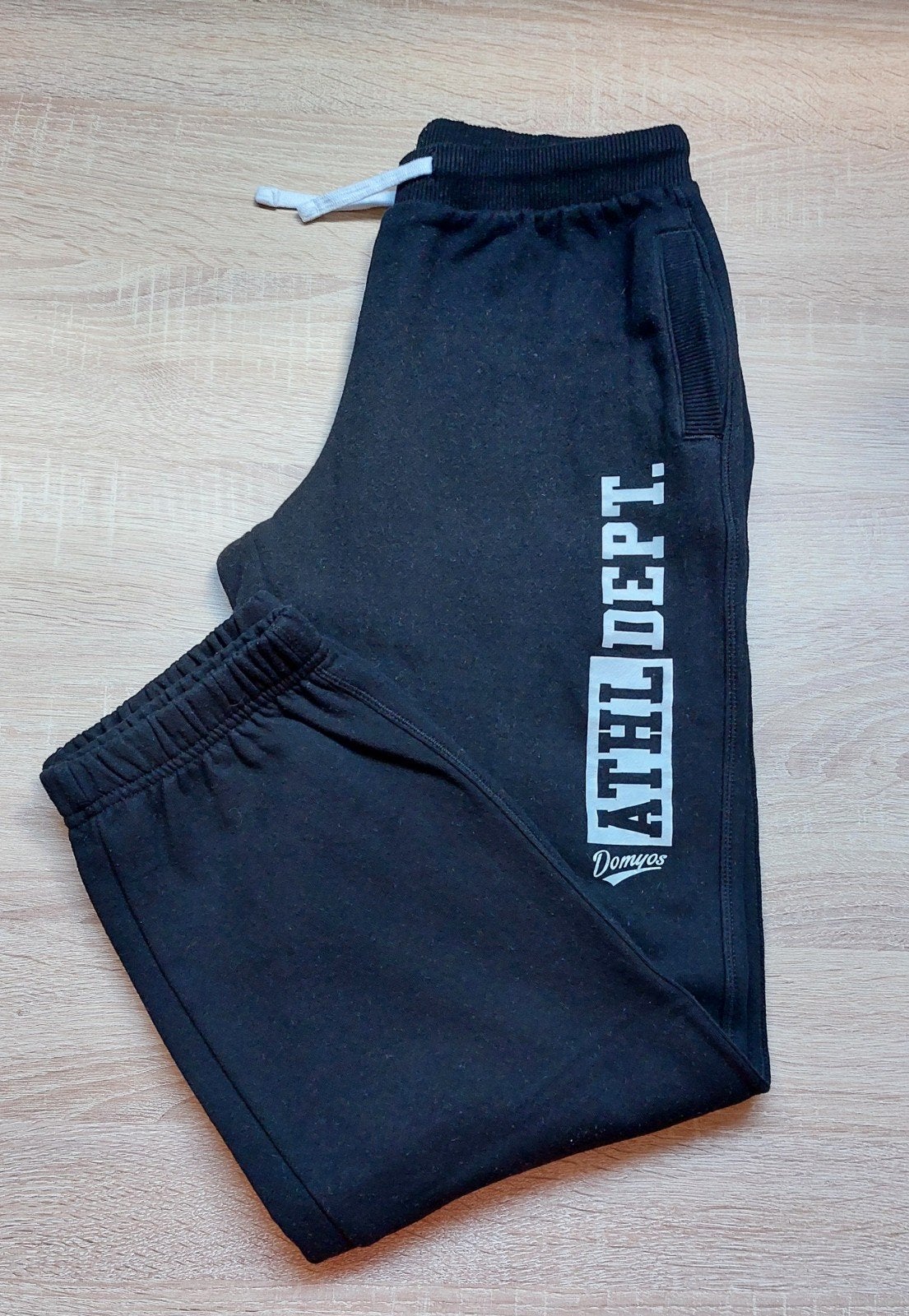 Zwarte joggingsbroek - maat 164 (14 jaat), Ophalen of Verzenden, Zo goed als nieuw, Jongen, Sport- of Zwemkleding