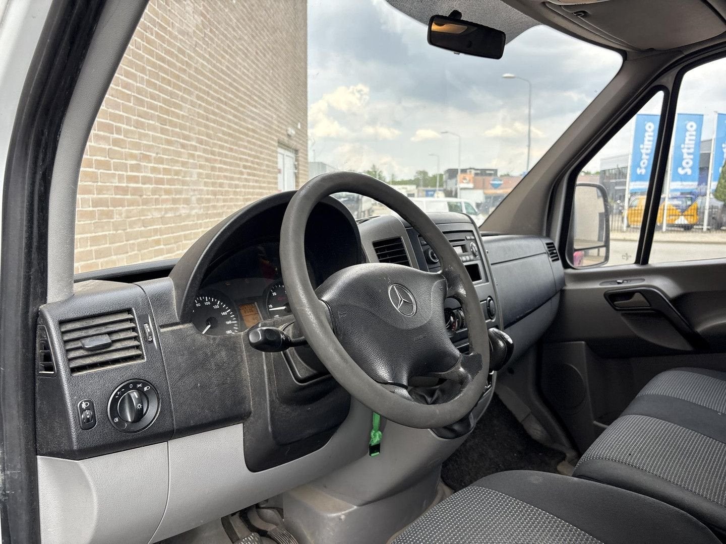 Mercedes-Benz Sprinter 310 2.2 CDI 325 HD | € 4.450,- NETTO!, Autos, Camionnettes & Utilitaires, Achat, Entreprise, Boîte manuelle