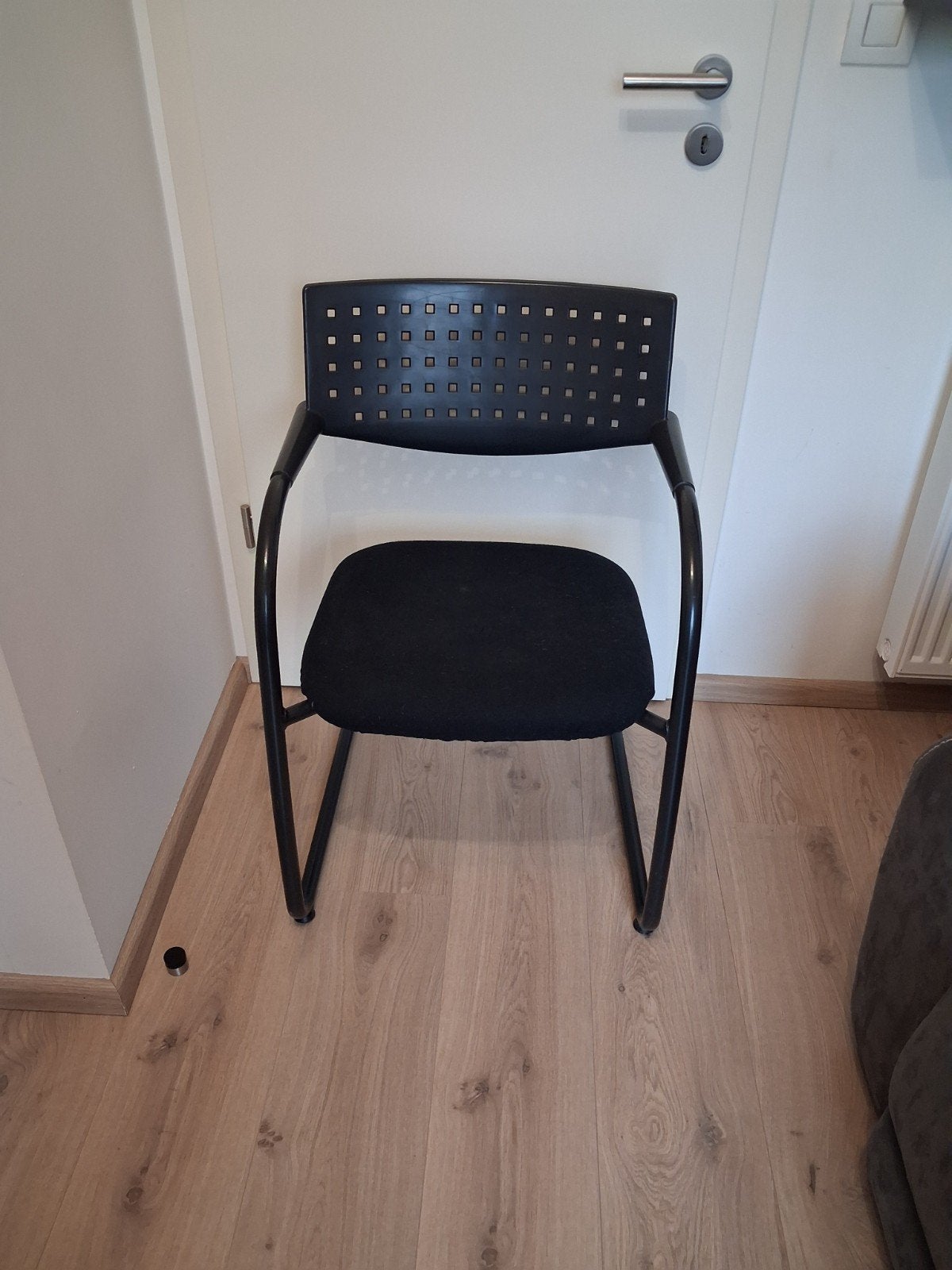 2 chaises d’appoint à donner, Enlèvement