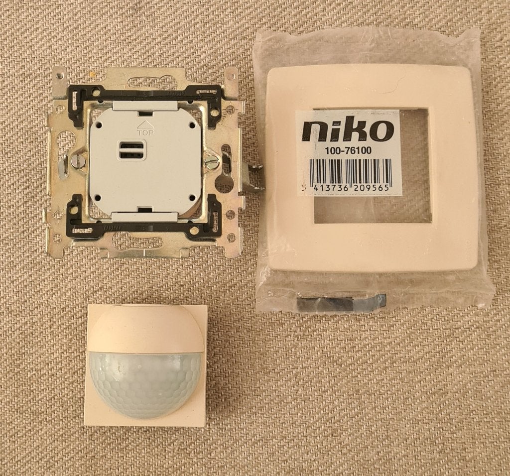Niko bewegingsmelder voor wand 180 230V, Enlèvement ou Envoi, Comme neuf, Interrupteur