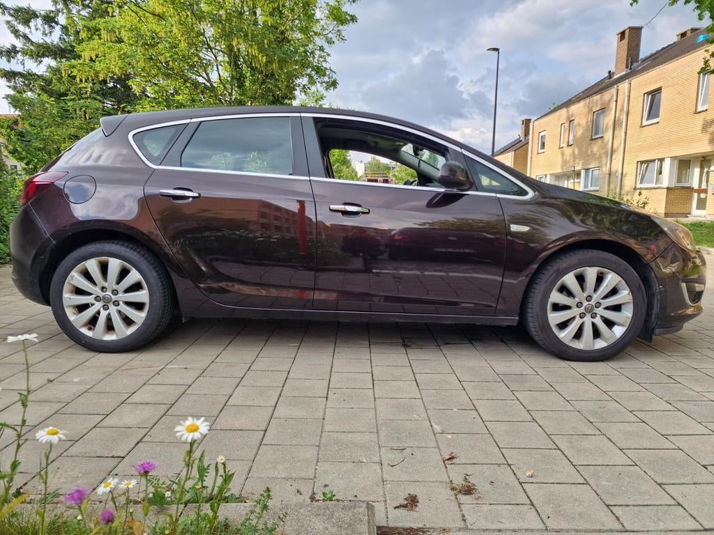 Opel astra 2013 benzine 1.4 Turbo met 141000 GEKEURD VOOR VE, Auto's, Euro 5, Handgeschakeld, Astra, 1362 cc
