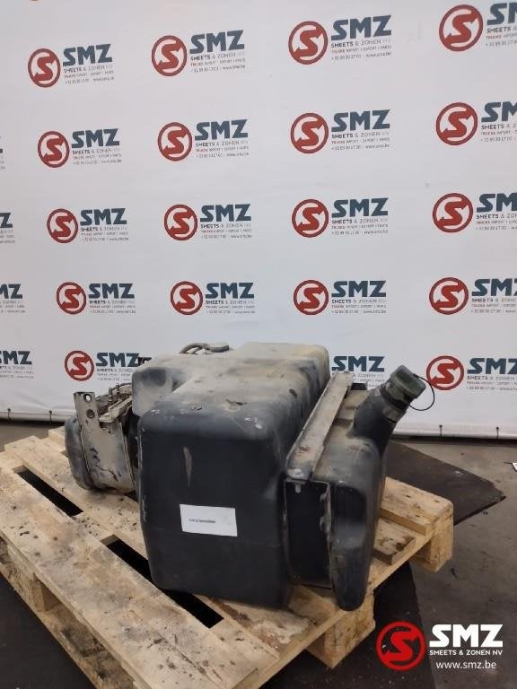 Occ Réservoir AdBlue 75L DAF, Utilisé, DAF, Systèmes à carburant