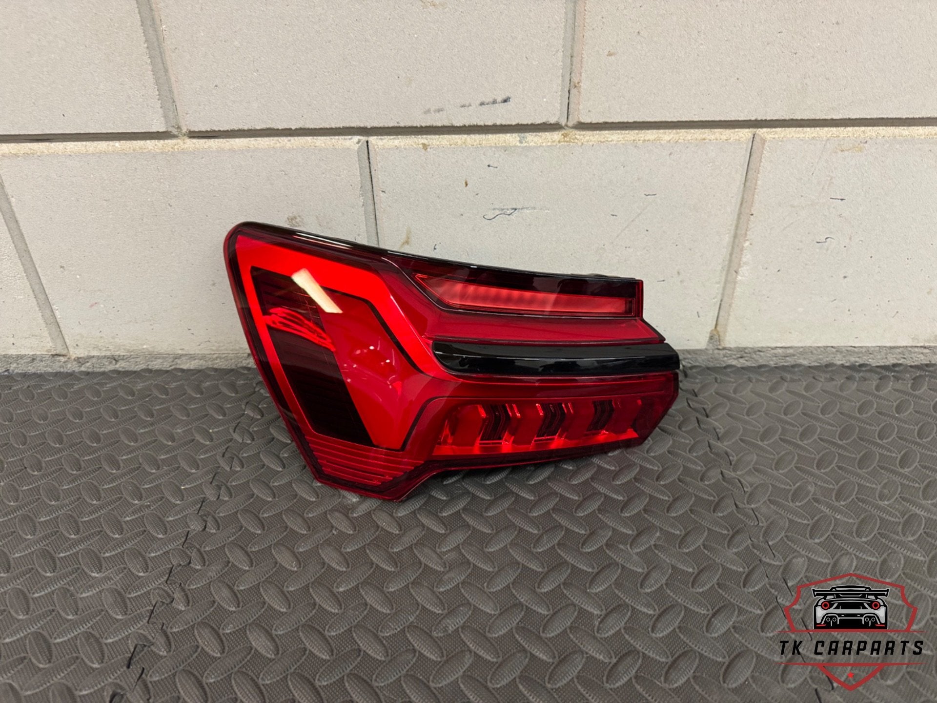 Audi A6 C8 4k5 links achter licht 4k5945091d, Auto-onderdelen, Verlichting, AUDI AG, Audi, Kundenbetreuung@audi.de, Nieuw
