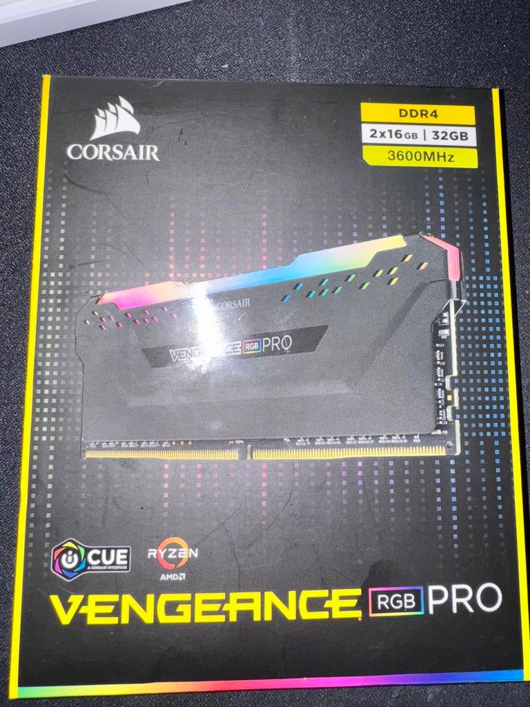 2x16=32GB DDR4 RAM CORSAIR VENGEANCE RGB PRO 3600 C18, Computers en Software, Ophalen of Verzenden, Zo goed als nieuw, DDR4