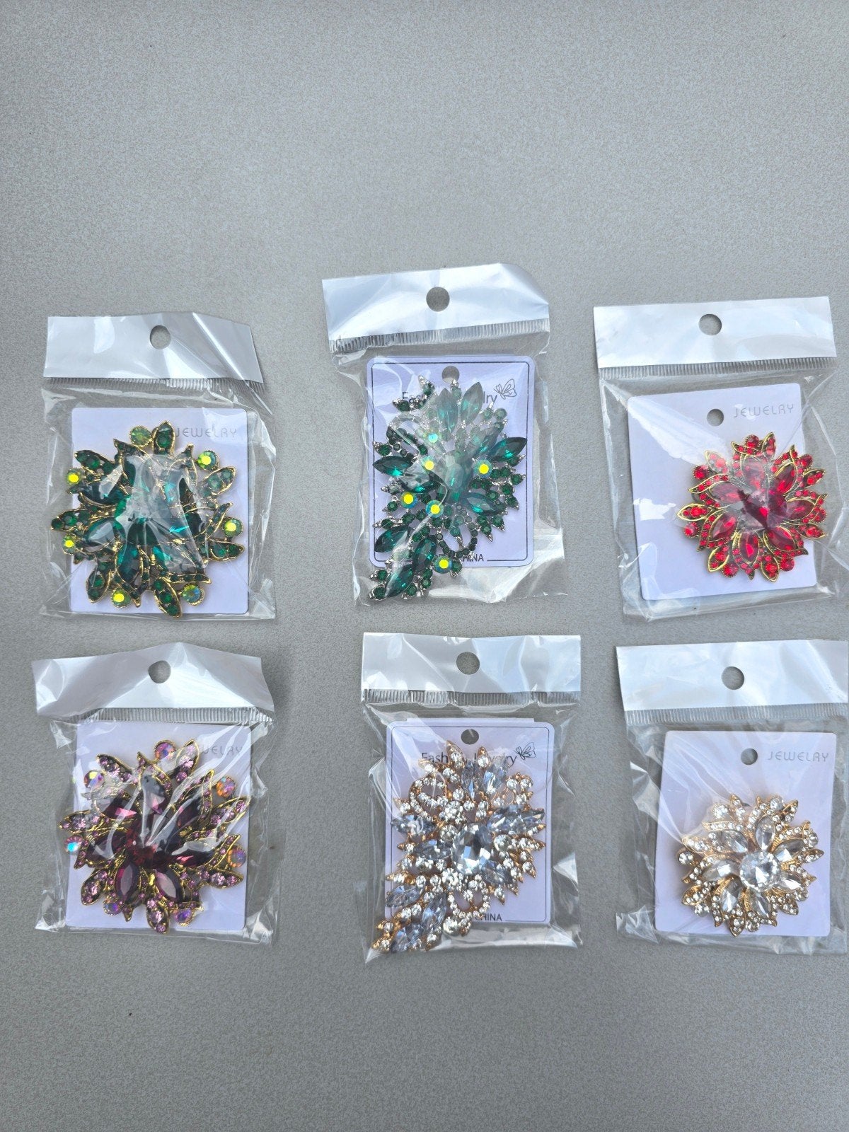 Broches Bling Bling, Enlèvement ou Envoi, Neuf, 4 à 7 cm