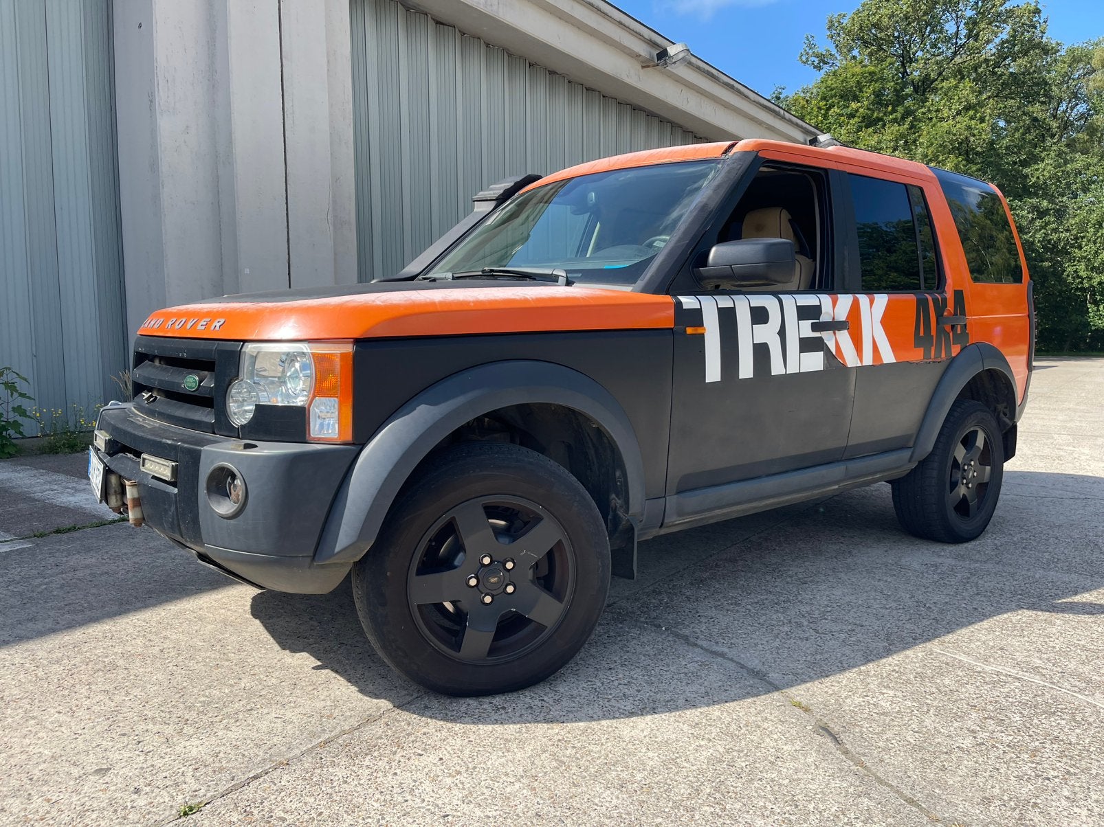 Discovery 2.7 TDi V6 lichte vracht/winch!!!!!!, Auto's, Land Rover, Stof, Zwart, Zwart, Bedrijf