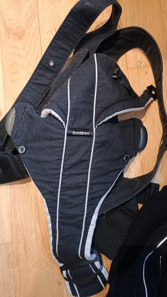 Porte bébé Babybjorn + housse protection, Enfants & Bébés, Enlèvement
