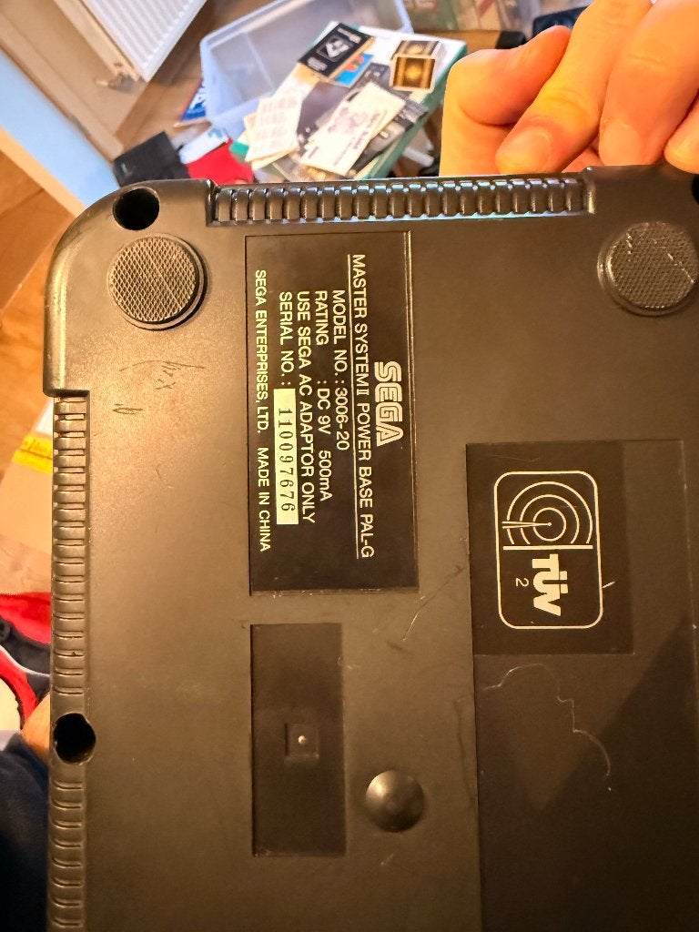 Sega Master System II Power Base met controller en kabels, Consoles de jeu & Jeux vidéo, Enlèvement ou Envoi, Utilisé, Avec 1 manette