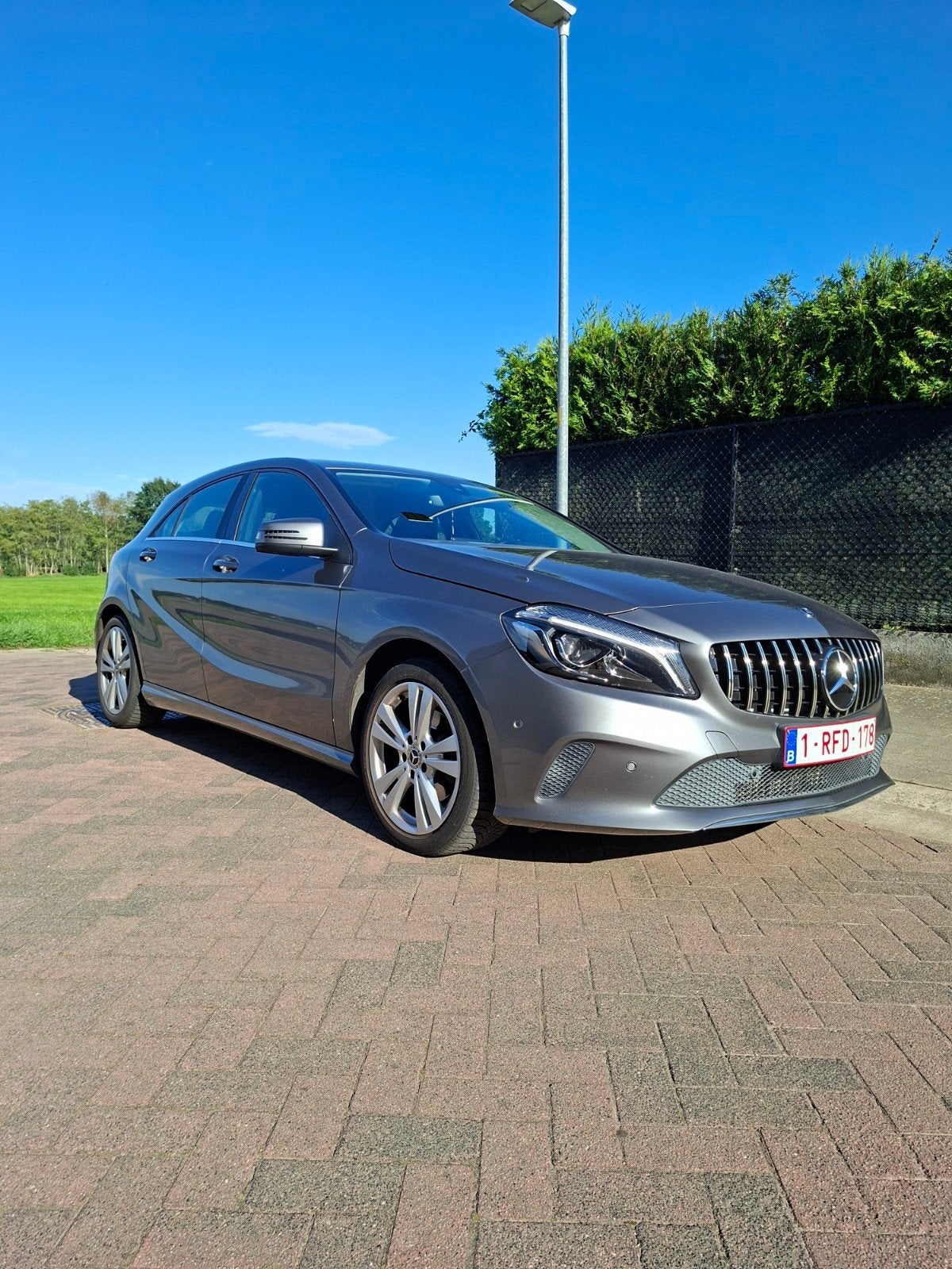 Mercedes A-klasse Automatic 2017 euro 6 AMG intrieur, Auto's, Automaat, Boordcomputer, Euro 6, Leder