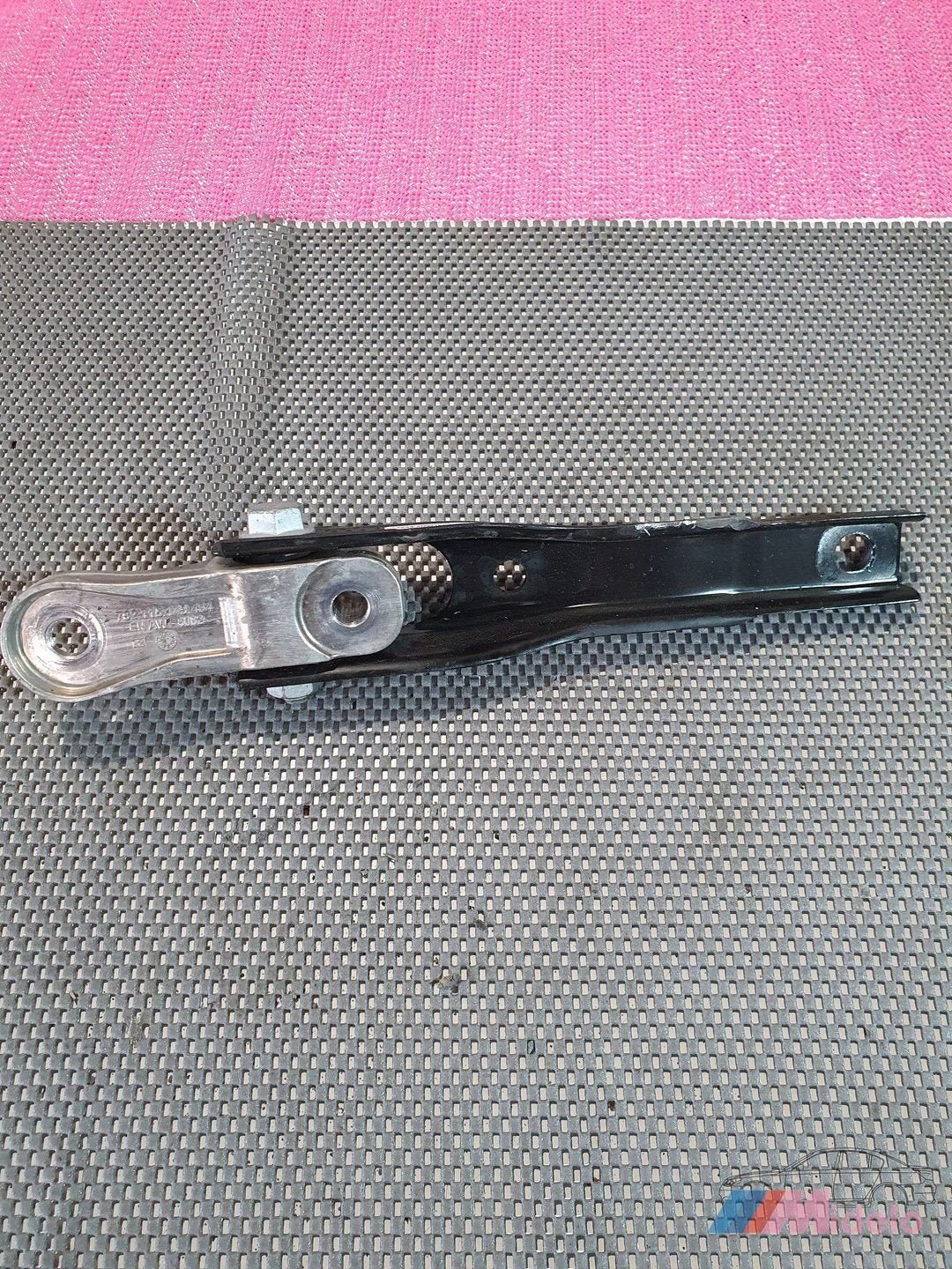 versnellingsbak steun onder golf 8 automaat bj 2021, Autos : Pièces & Accessoires, Moteurs & Accessoires, Volkswagen, Utilisé