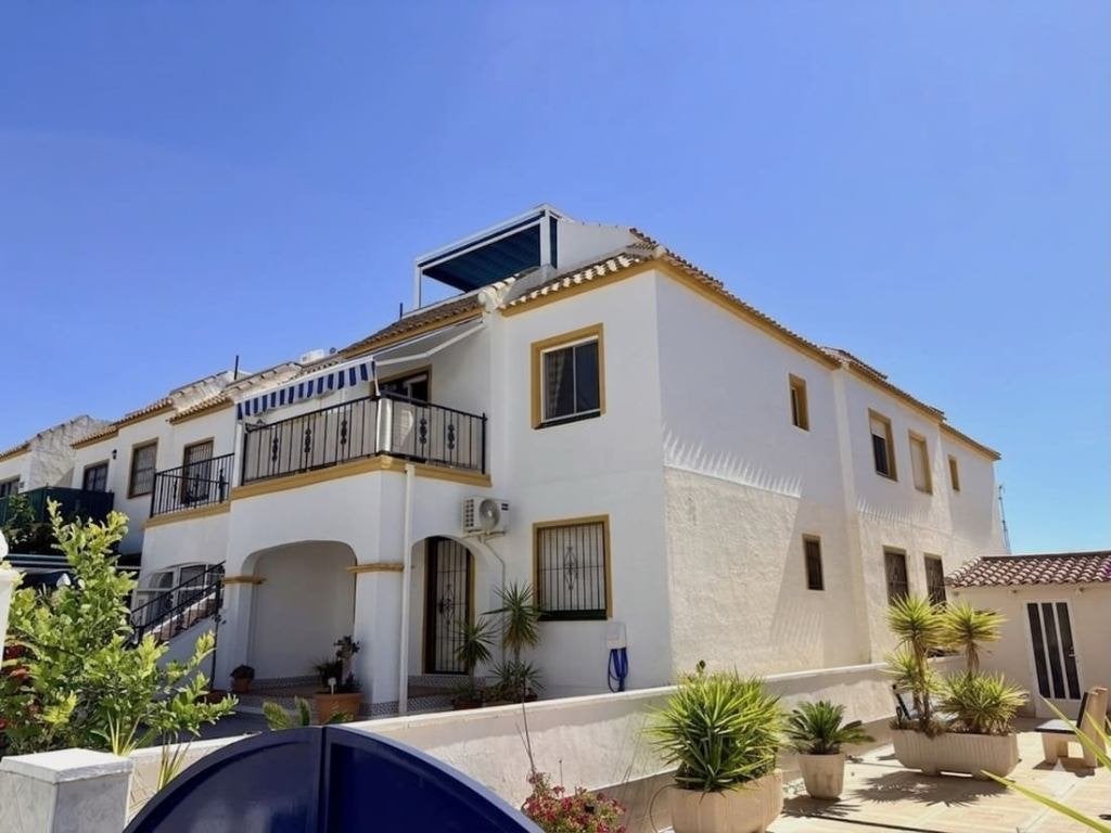 Zonnige bovenwoning met dakterras/Orihuela Costa, Immo, Orihuela Costa, Spanje, 3 kamers, 125 m²